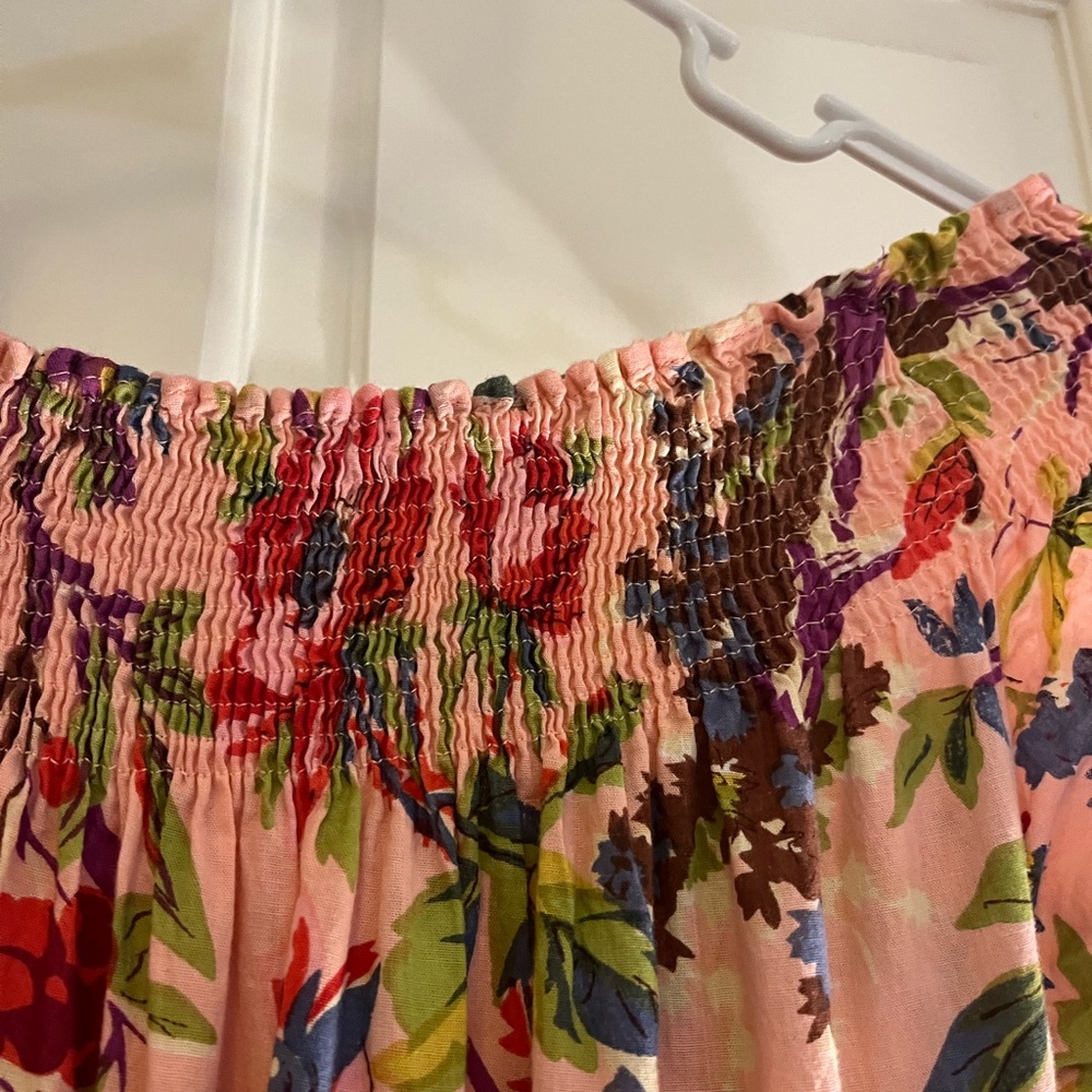 Guadalupe Momposina Raven Peach Dress off-the-shoulder - Picture 9 of 16